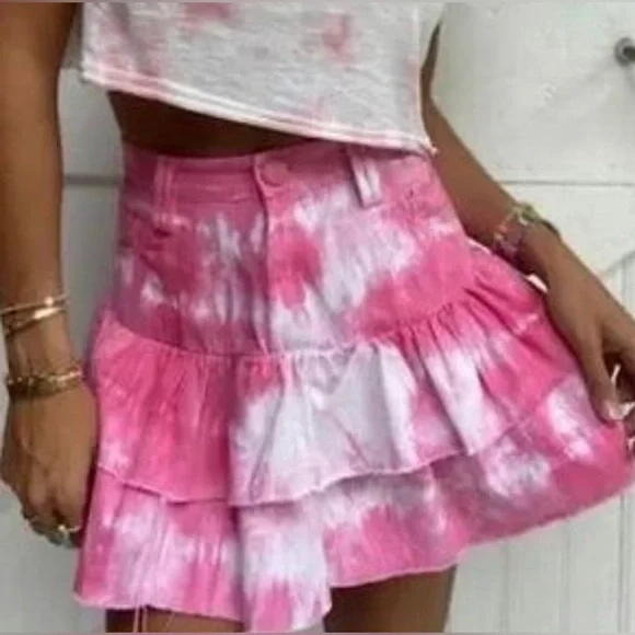 Retail $285 LoveShackFancy Pink and White Skater Landen Skirt - Picture 1 of 8